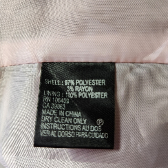 Tahari Women's Business suit Blazer and Skirt Size 10 Grey and Pink Pinstripe - Picture 16 of 16